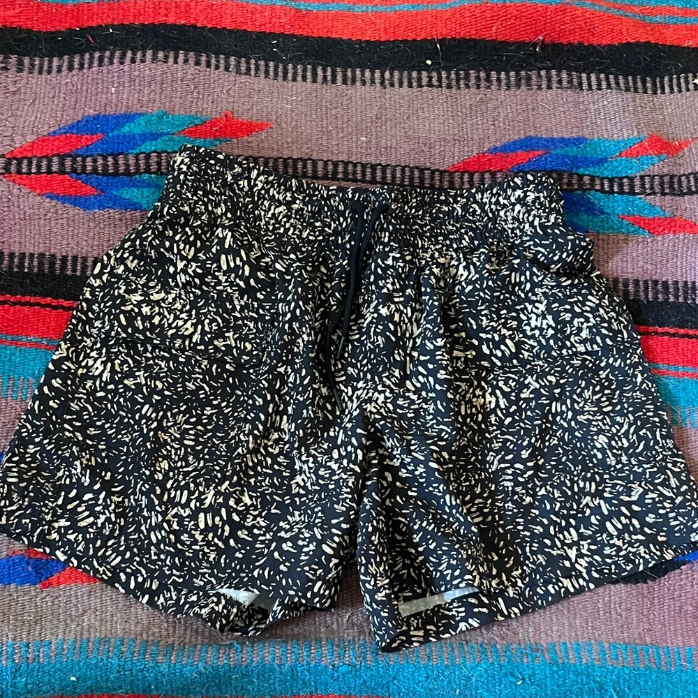 Women's Black Patterned Shorts old navy size small